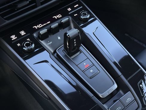 Certified 2025 Porsche 911 Carrera image 22