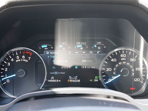 Used 2018 Ford F150 Platinum w/ Equipment Group 701A Luxury AWD/4WD image 18