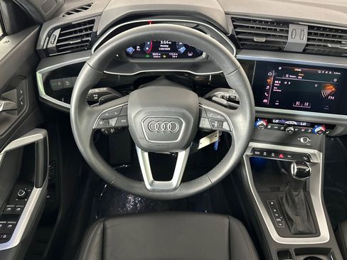 Used 2022 Audi Q3 2.0T Premium Plus image 13