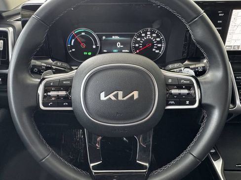 Used 2023 Kia Sorento EX AWD/4WD image 26