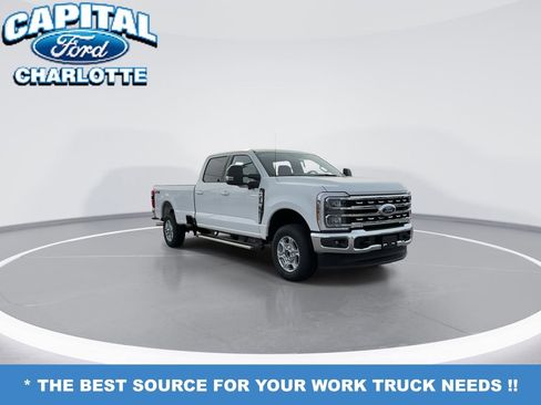 New 2026 Ford F250 XLT w/ XLT Premium Package AWD/4WD image 2