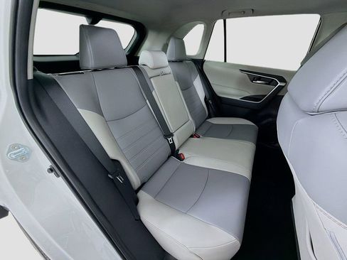 Used 2024 Toyota RAV4 XLE Premium image 29