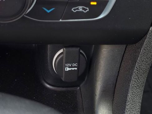 Used 2022 Dodge Charger SXT image 18