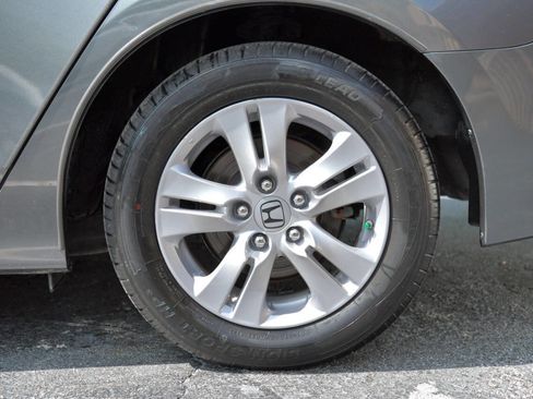 Used 2012 Honda Accord LX image 10