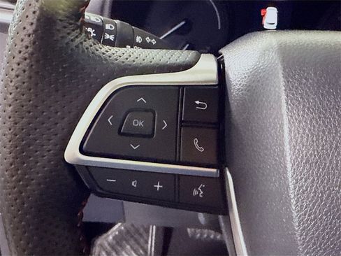 Certified 2022 Toyota Sienna XSE image 24