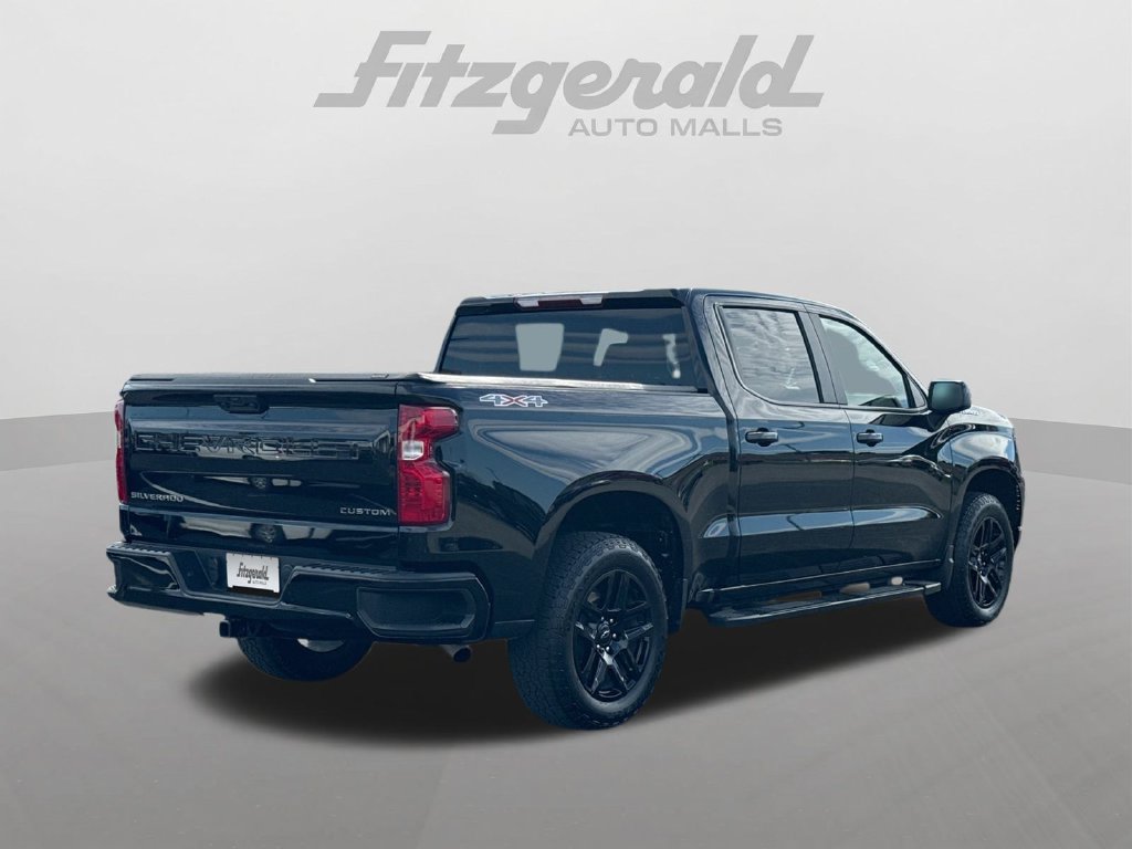 Used 2023 Chevrolet Silverado 1500 Custom AWD/4WD image 16