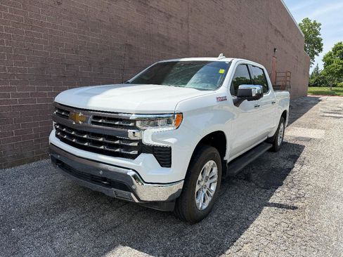 Used 2023 Chevrolet Silverado 1500 LTZ w/ LTZ Convenience Package II AWD/4WD image 1