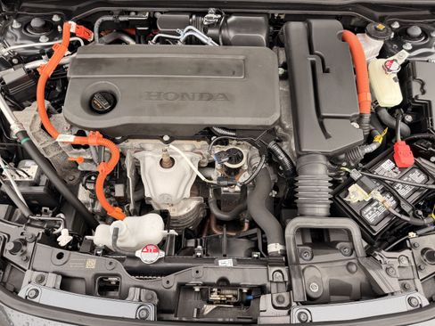 Certified 2025 Honda Civic Sport image 31
