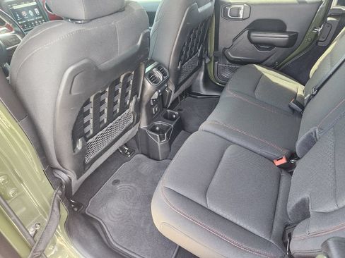 Used 2020 Jeep Wrangler Unlimited Rubicon AWD/4WD image 33