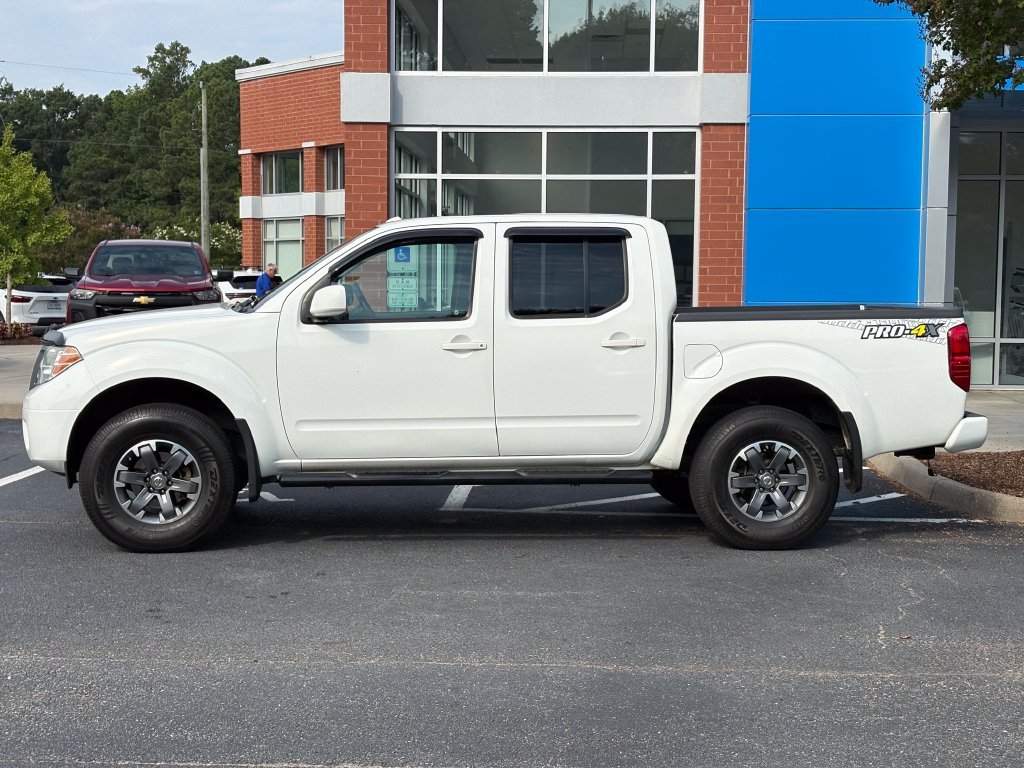 Used 2017 Nissan Frontier PRO-4X w/ Pro-4x Luxury Package AWD/4WD image 2
