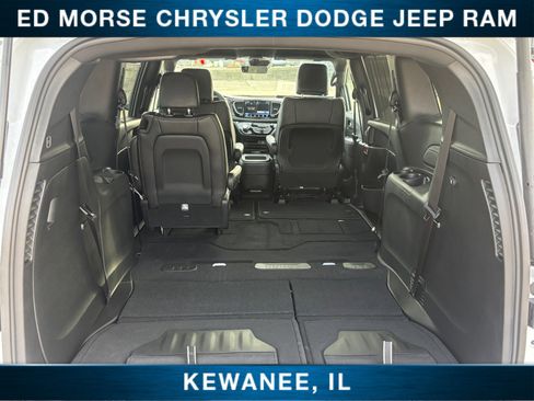 New 2026 Chrysler Voyager LX image 22
