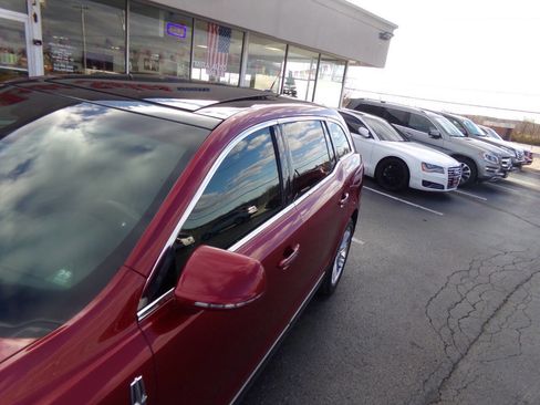 Used 2014 Lincoln MKT AWD w/ Equipment Group 201A image 42