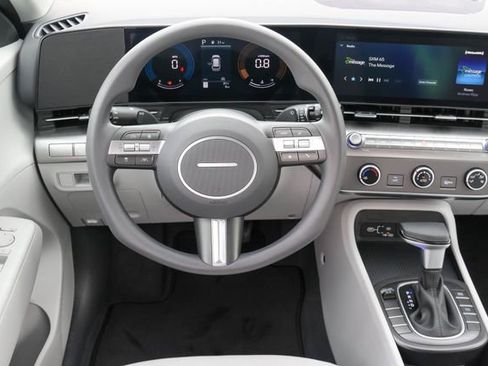 New 2026 Hyundai Kona SE FWD image 13