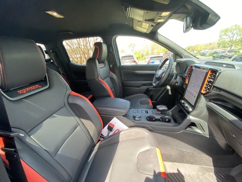 Used 2025 Ford Ranger Raptor image 21