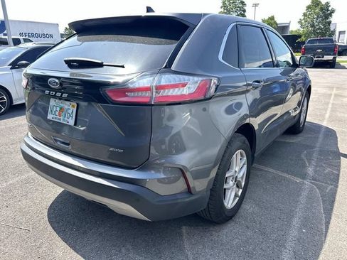 Used 2024 Ford Edge SEL AWD/4WD image 5