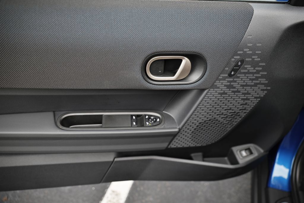 New 2026 MINI Cooper 2-Door Hardtop FWD image 14