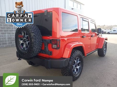 Used 2018 Jeep Wrangler Unlimited Sahara image 3