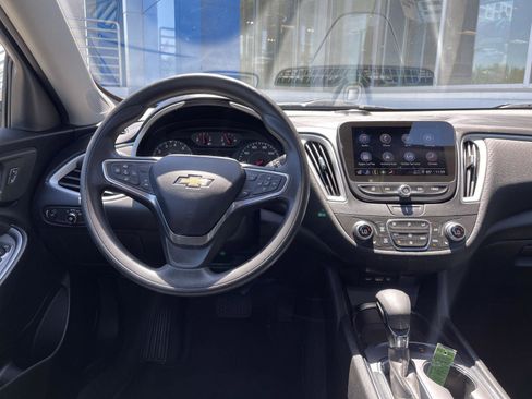 Used 2024 Chevrolet Malibu LT FWD image 15