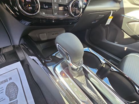 New 2025 Chevrolet Trax LT w/ Driver Confidence Package image 52