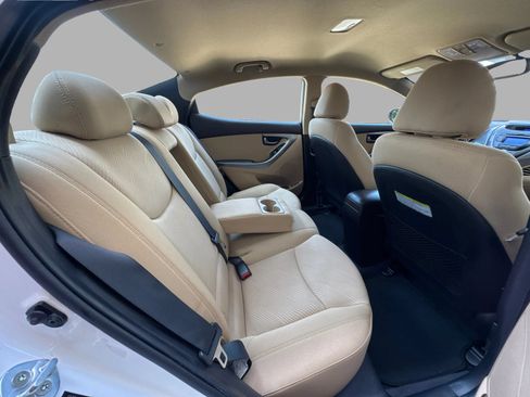 Used 2013 Hyundai Elantra GLS FWD image 30