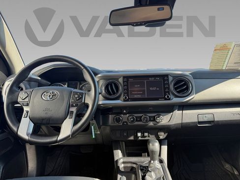 Used 2020 Toyota Tacoma SR5 image 2