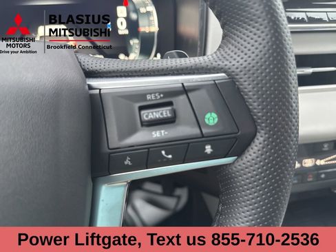 Used 2025 Mitsubishi Outlander SEL image 26