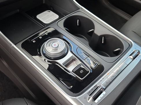 New 2026 Kia Carnival SX Prestige FWD image 28
