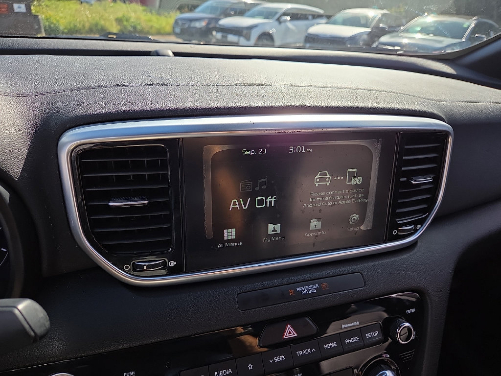 Used 2020 Kia Sportage S w/ S Premium Package AWD/4WD image 18