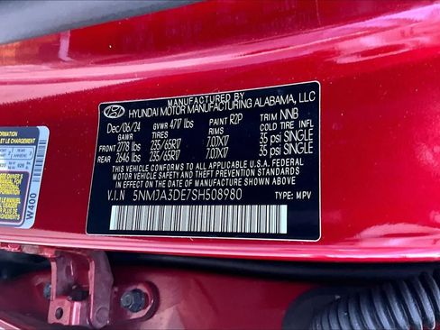Used 2025 Hyundai Tucson SE FWD image 35