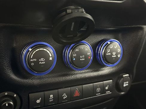 Used 2016 Jeep Wrangler Unlimited Sahara w/ Max Tow Package image 17