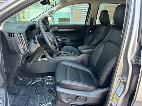 Used 2024 Ford Ranger Lariat w/ FX4 Off-Road Package image 15