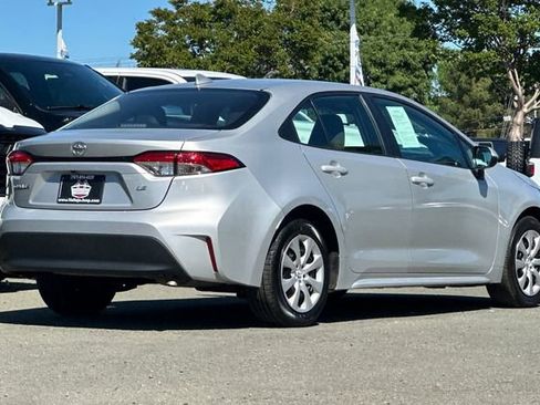 Used 2024 Toyota Corolla LE image 4