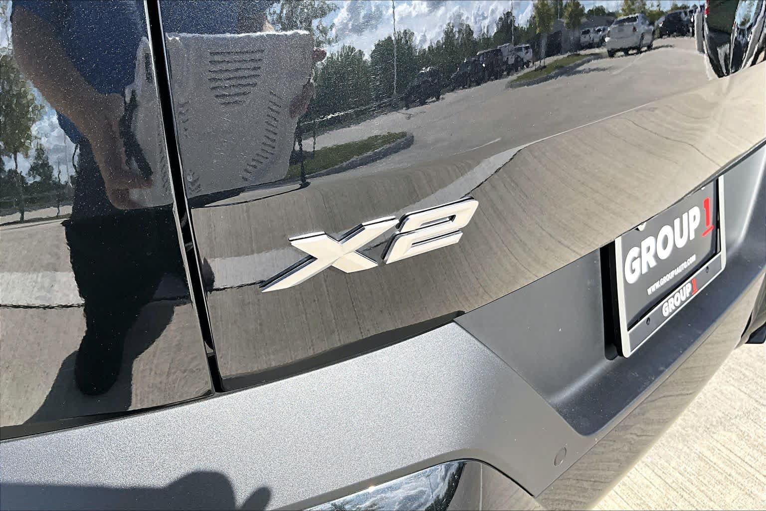 Used 2025 BMW X2 xDrive28i AWD/4WD image 9