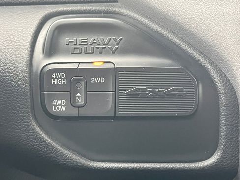 Used 2024 RAM 3500 Big Horn image 10