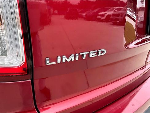 Used 2014 Ford Explorer Limited w/ Equipment Group 301A FWD image 10
