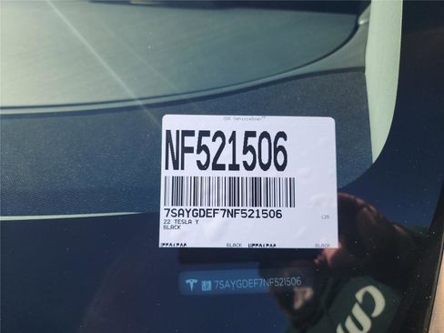 Used 2022 Tesla Model Y Performance image 10