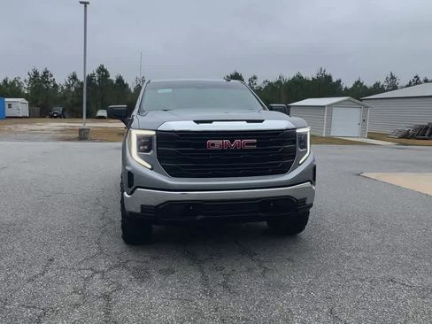 Used 2024 GMC Sierra 1500 Pro w/ Pro Value Package image 3