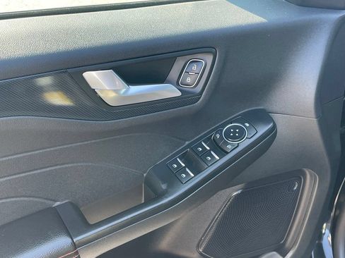 Used 2026 Ford Escape ST-Line FWD image 11