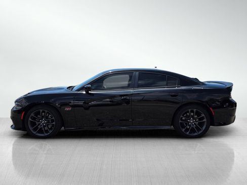 Used 2020 Dodge Charger Scat Pack RWD image 4