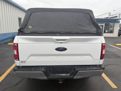 Used 2019 Ford F150 Lariat w/ FX4 Off-Road Package AWD/4WD image 4