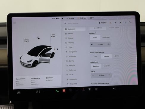 Used 2021 Tesla Model 3 Standard Range Plus image 45