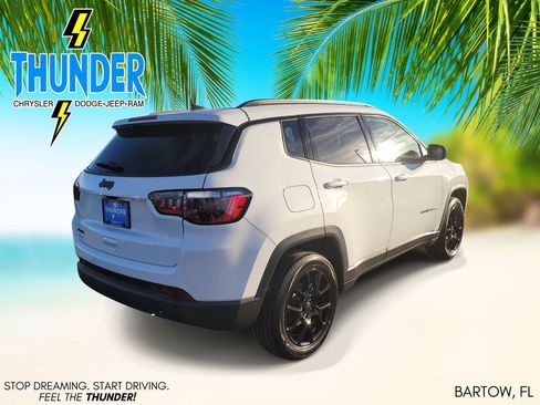 New 2026 Jeep Compass Latitude AWD/4WD image 4