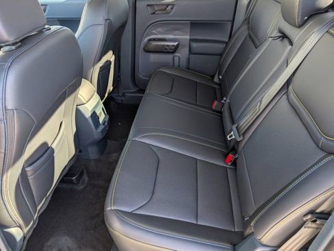 New 2026 Ford Maverick Lobo image 25