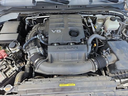 Used 2020 Nissan Frontier SV w/ Midnight Edition Floor Mats AWD/4WD image 21