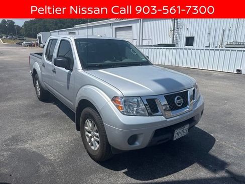 Certified 2017 Nissan Frontier SV AWD/4WD image 1