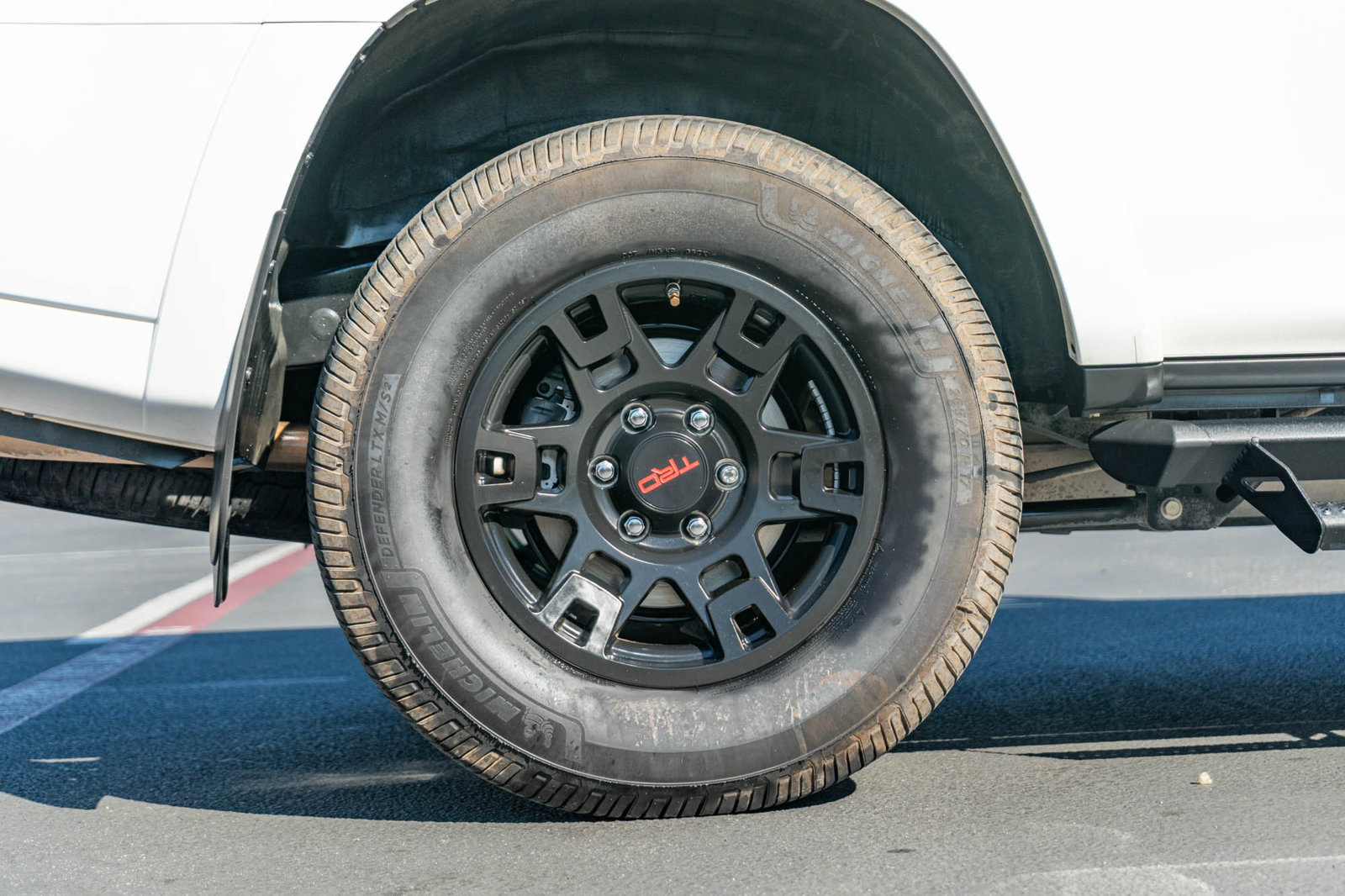 Used 2019 Toyota 4Runner TRD Off-Road Premium AWD/4WD image 11