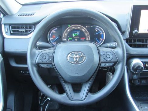 Used 2025 Toyota RAV4 LE image 28