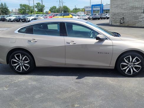 Used 2024 Chevrolet Malibu RS FWD image 14