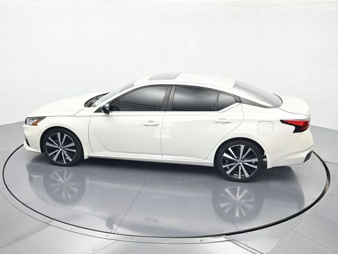 Certified 2021 Nissan Altima 2.0 SR FWD image 36