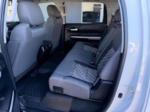 Used 2018 Toyota Tundra SR5 image 18